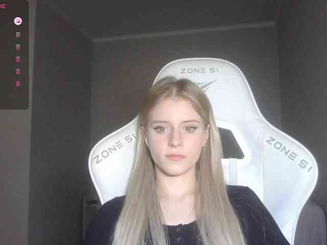Helga_Pataki webcam