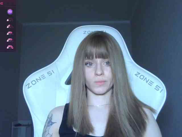 Helga_Pataki webcam