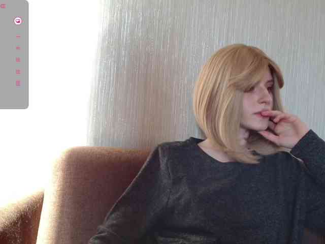 Helga_Pataki webcam