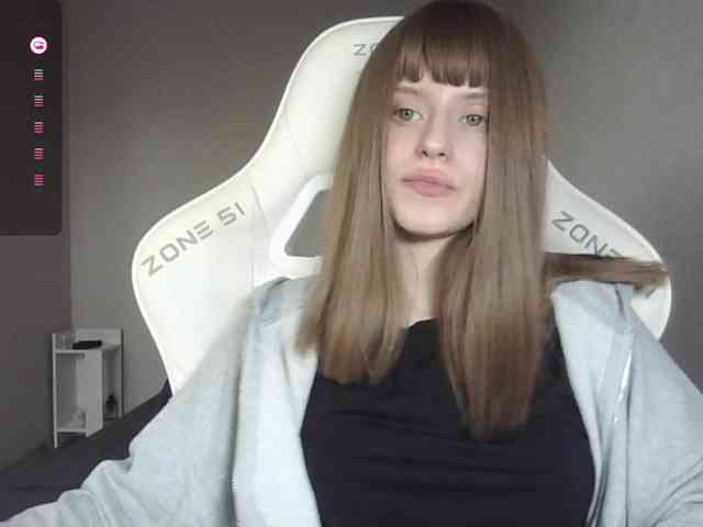 Helga_Pataki webcam