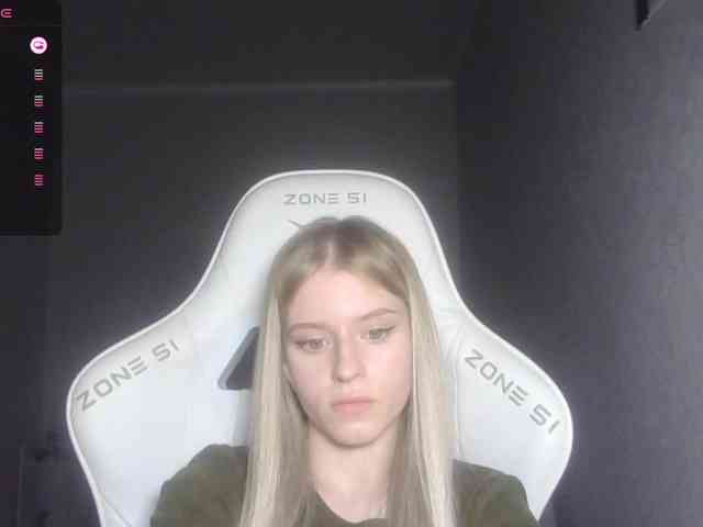 Helga_Pataki webcam