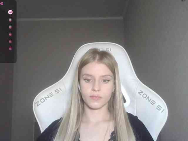 Helga_Pataki webcam