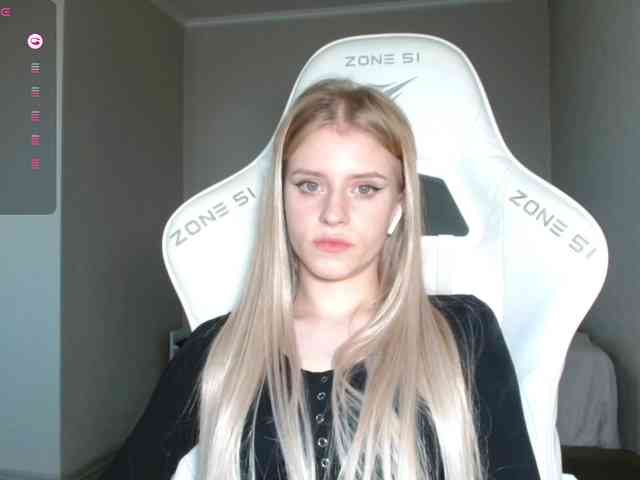 Helga_Pataki webcam