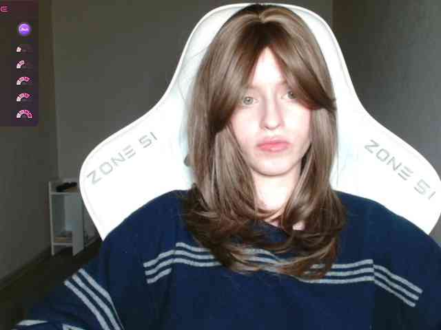 Helga_Pataki webcam