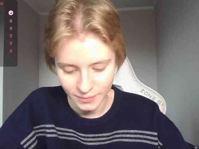 Helga_Pataki webcam