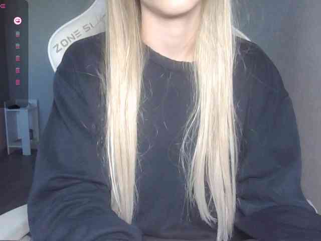 Helga_Pataki webcam