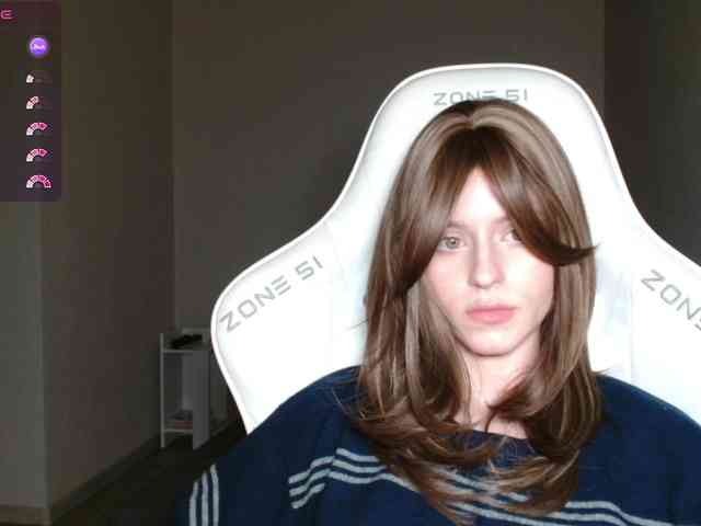 Helga_Pataki webcam