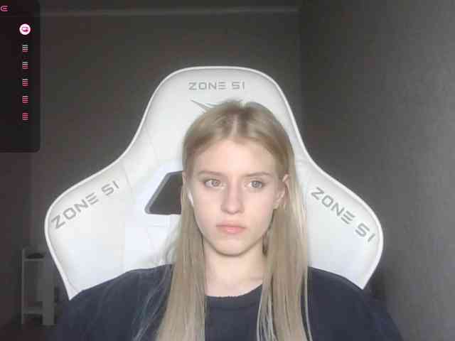 Helga_Pataki webcam