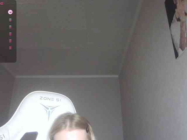 Helga_Pataki webcam