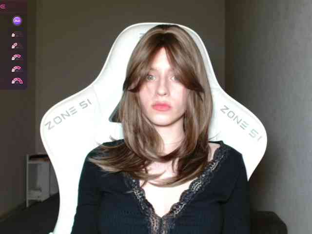 Helga_Pataki webcam