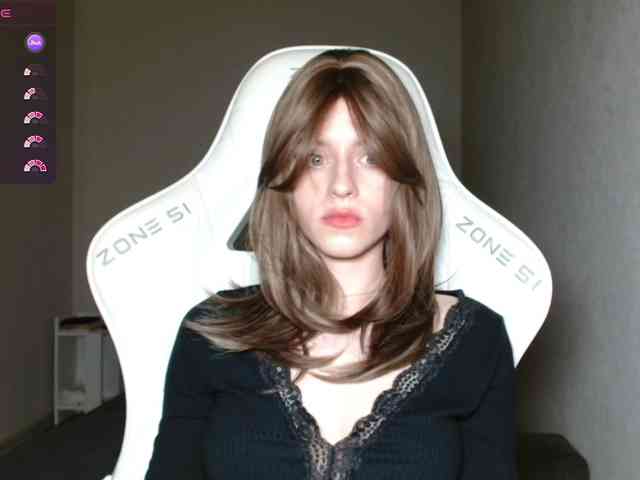 Helga_Pataki webcam