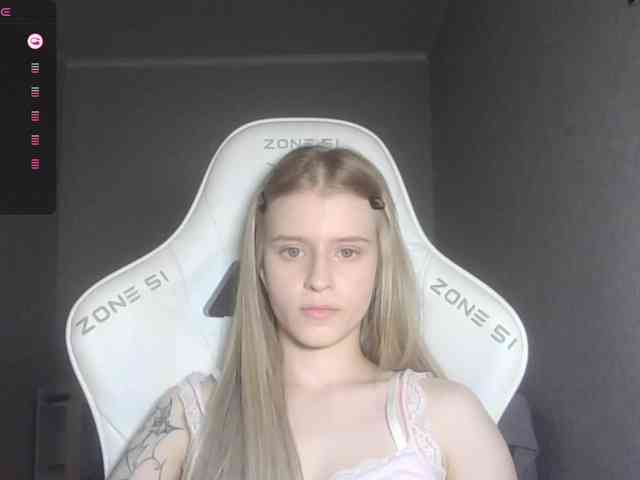 Helga_Pataki webcam