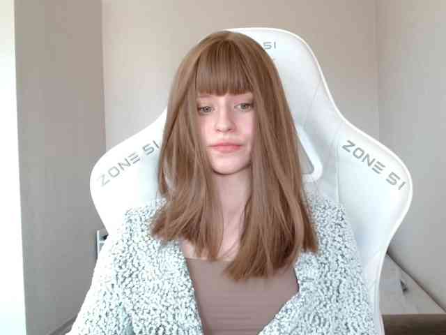 Helga_Pataki webcam