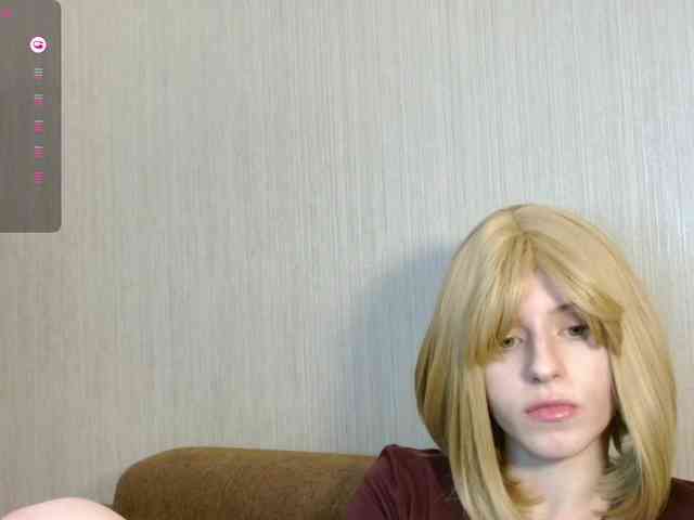 Helga_Pataki webcam
