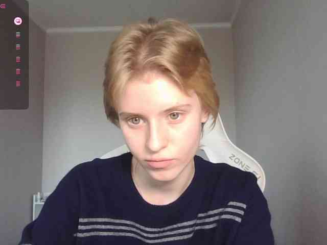 Helga_Pataki webcam