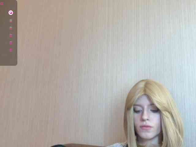 Helga_Pataki webcam