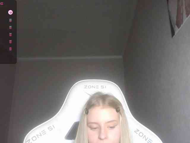 Helga_Pataki webcam
