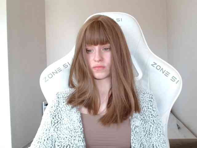 Helga_Pataki webcam