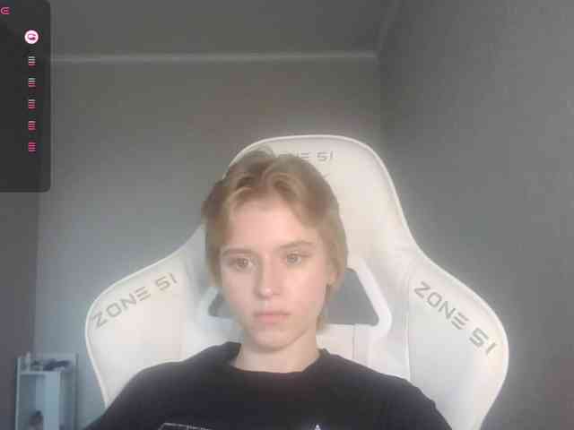 Helga_Pataki webcam