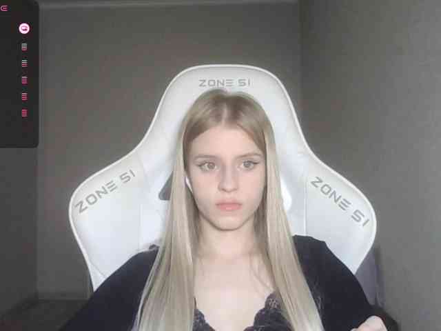 Helga_Pataki webcam