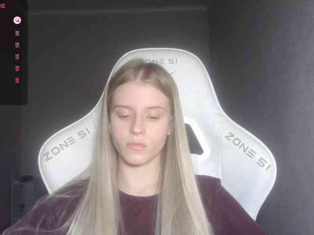 Helga_Pataki webcam