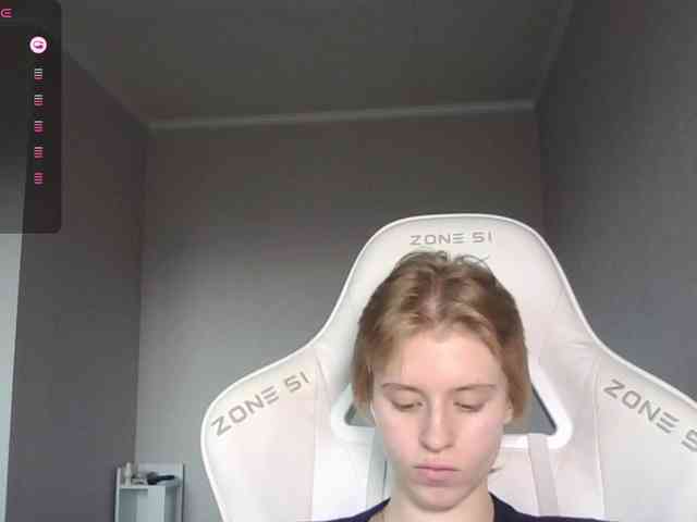 Helga_Pataki webcam