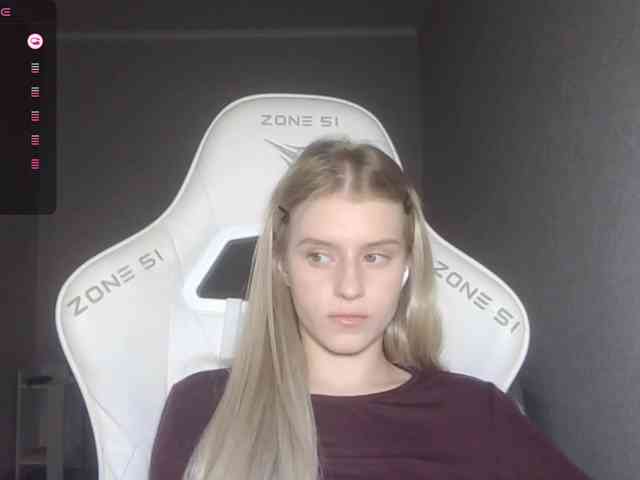 Helga_Pataki webcam
