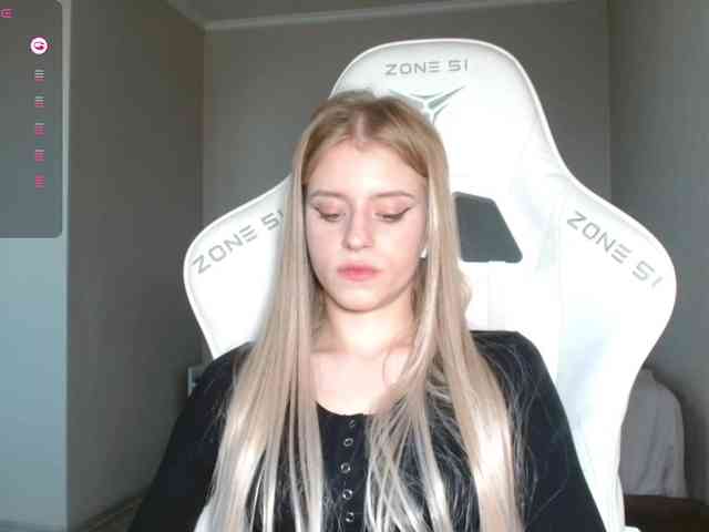 Helga_Pataki webcam