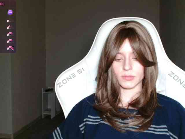 Helga_Pataki webcam