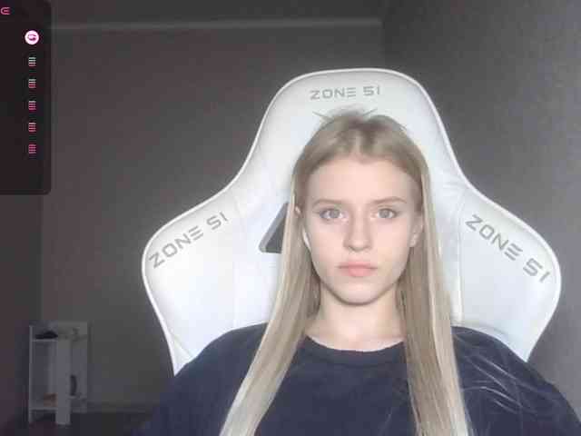 Helga_Pataki webcam