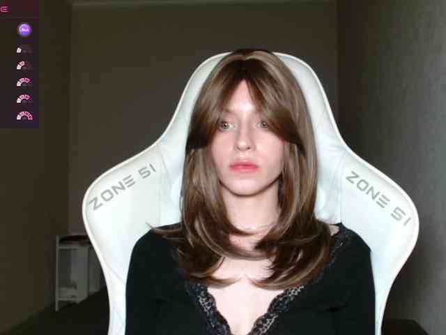 Helga_Pataki webcam