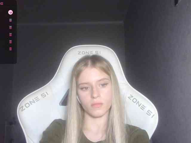 Helga_Pataki webcam