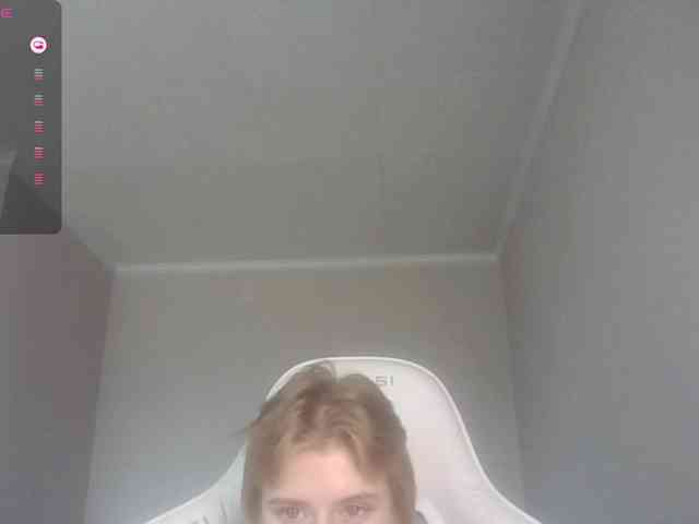 Helga_Pataki webcam