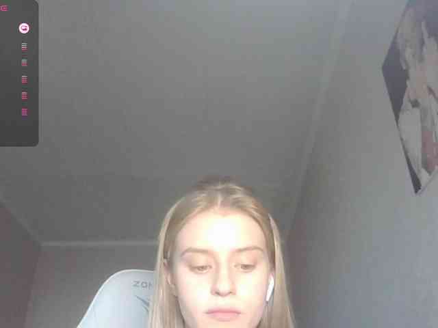 Helga_Pataki webcam