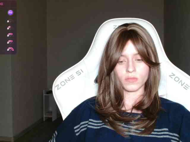 Helga_Pataki webcam