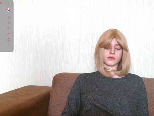 Helga_Pataki webcam