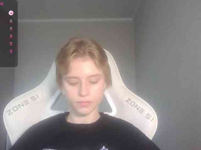 Helga_Pataki webcam