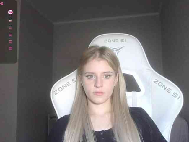 Helga_Pataki webcam