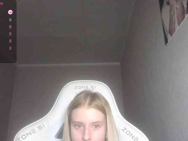 Helga_Pataki webcam