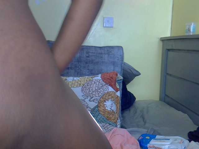 Eboniana live cam on BongaCams