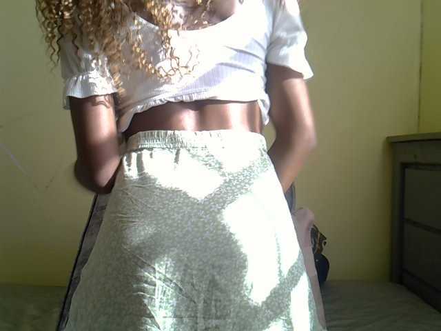 Eboniana live cam on BongaCams