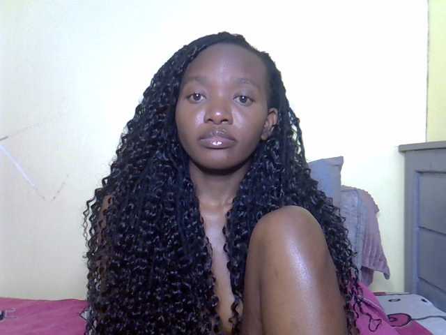 Eboniana live cam on BongaCams