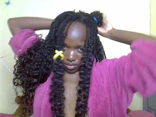 Eboniana live cam on BongaCams