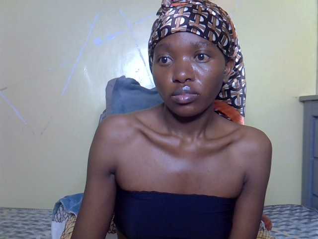Eboniana live cam on BongaCams