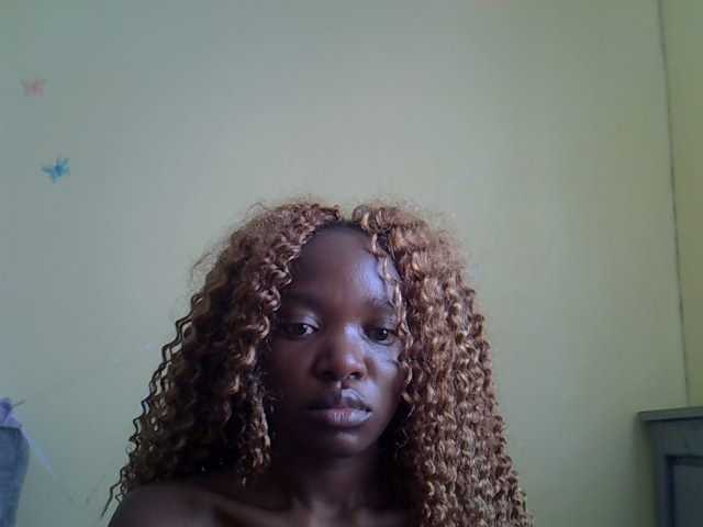 Eboniana live cam on BongaCams