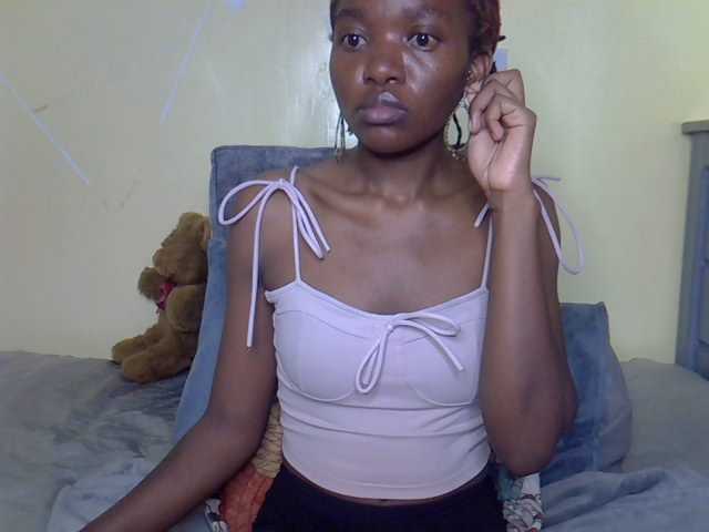 Eboniana live cam on BongaCams