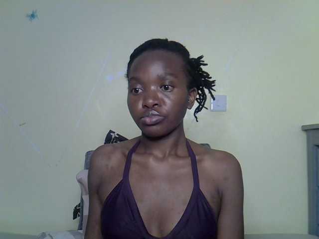 Eboniana live cam on BongaCams