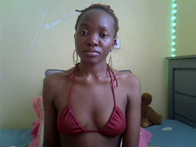 Eboniana live cam on BongaCams