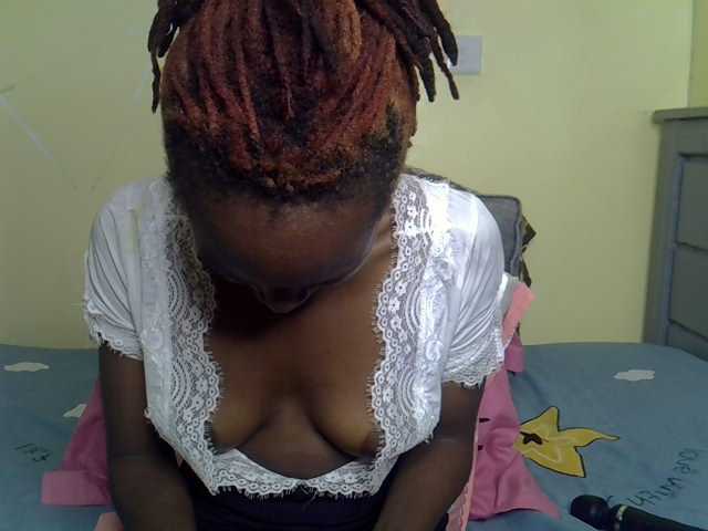 Eboniana live cam on UnifiedCams