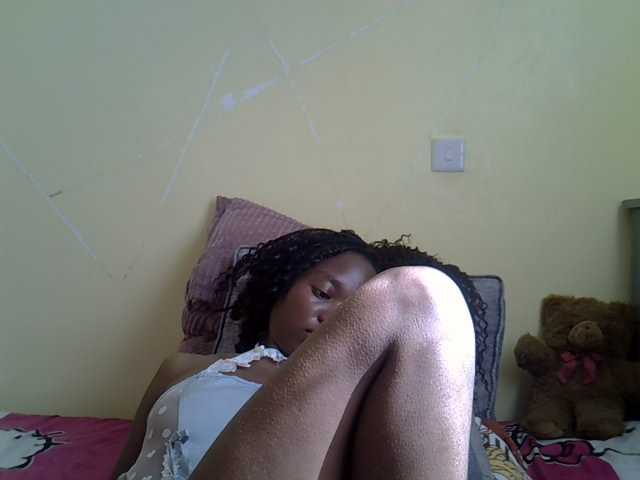 Eboniana live cam on BongaCams